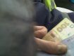 Співробітники поліції Закарпаття вимагали та отримали хабаря у розмірі 150 грн.