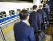 Десятки тысяч японцев просидели три часа в метро