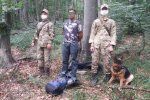 В Закарпатье за подозрительным человек гонялись пограничники вместе с собакой 