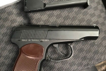 Стражі кордону знайшли пістолет із магазином у ПП "Чоп-Захонь"