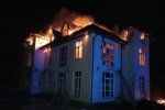  В Закарпатье возле курортного городка полностью сгорел отель 