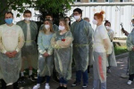 В Ужгороді 14 медиків, які відбули 7-денну зміну у ліжок хворих на COVID-19, повертаються додому