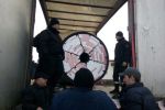 На Закарпатье: Крупная партия сигарет была найдена в катушках с кабелем