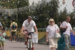 Добрую дюжину велосипедистов поймали патрульные на пешеходном мосту в Ужгороде