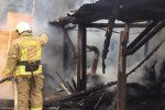 В Закарпатье мощный пожар уничтожил большое помещение 