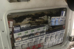 Стражі кордону Закарпаття знайшли у сховках "Мерса" кілька сотень пачок контрабандних сигарет