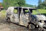 Сначала взрыв, затем пожар: В Закарпатье микроавтобус превратился в "скелет" 