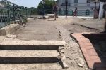 Деньги кончились?: "Шаровый" ремонт площади Петефи в областном центре Закарпатья