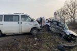 Подробности жуткого ДТП в Закарпатье: Труп погибшего водителя извлекали из изувеченного авто