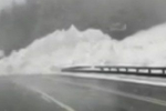 Міжнародну трасу завалило снігом у горах Закарпаття