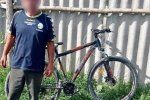 В Закарпатье у бедолаги среди бела дня угнали велосипед
