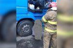 В Киеве тело бедолаги раздавила кабина огромной фуры