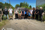 В Закарпатье задержали подростков-переправщиков и Мерседес с 8 "клиентами"