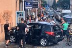 В Мукачево возле моста ДТП - Peugeot отбросило стену магазина 