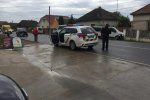 Нешуточное ДТП в Закарпатье: Один автомобиль "поцеловался" с забором частого дома