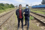 В Ужгороде самоубийцу-психа буквально вытаскивали из-под поезда