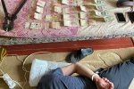 Громкое ограбление в Закарпатье: Из дома стащили кучу денег и угнали элитный внедорожник