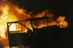 В Ужгороді загорівся автомобіль «Опель Комбо».