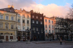 Ужгородець незаконно поставив літню терасу у Львові.