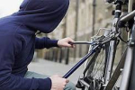 Злочинний "дует" з різних міст викрадав велосипеди.