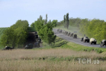 Колона російської військової техніки поблизу міста Матвєєв Курган.