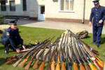Жителі Мукачівщини здають зброю.