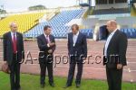 Министр Украины Равиль Сафиулин на стадионе "Авангард"