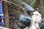В Межгорском районе бортовая машина УАЗ 452Д упала в пропасть глубиной 20 метров