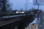 В Павлограде камион с прицепом слетел с моста на полном ходу