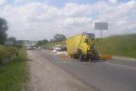 Возле Львова столкнулись два грузовика: один водитель погиб