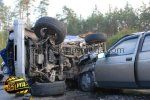 Под Киевом Lada протаранила внедорожник на полном ходу