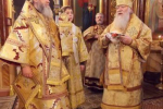 Архієпископа Феодора молитовно вітали з днем Ангела