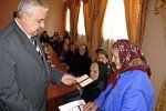 В Межгорье 30 женщинам вручили удостоверение "Мать-героиня"