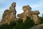 От Королевского замка Нялаб остались только части стен
