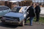 В Сваляве пьяный мужик угнал автомобиль собутыльника и совершил аварию