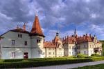 Замок Шенборнов напоминает старую Австро-Венгрию