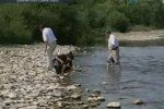 Жители Теребли давно преодолевают реку вброд