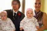Близняшки Вики и Ким, рожденные в Украине, благополучно приехали во Францию