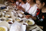 Святковий обід сподобався дітям, які завітали до ужгородських шкіл