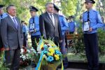 В Ужгороде на церемонии возложения цветов к монументу погибшим милиционерам