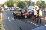 Возле "Гидропарка" пьяный водитель Volkswagen разбил Infiniti