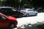 ДТП в Мукачево: столкнулись "BMW" Х5 и "Hyundai Sonata"