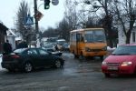 В Житомире столкнулись "Ланос", "Мазда" и желтая маршрутка
