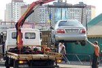 В Киеве десятки эвакуаторов готовы забрать ваш автомобиль
