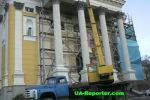 В областном центре Закарпатья по улице Кремлевской продолжается реставрация Крестовоздвиженского Собора