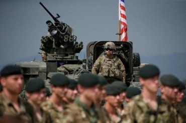 НАТО перед выборами стягивает войска к границам Беларуси