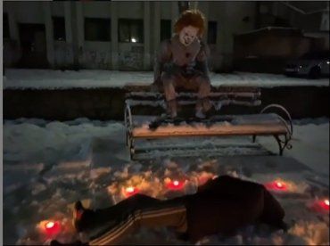 Трупы, свечи и "Оно": Соцсети буквально взорвал страшный клоун, который гулял в Мукачево 