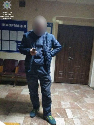 В Ужгороді патрульні виявили заборонені знахідки у водія