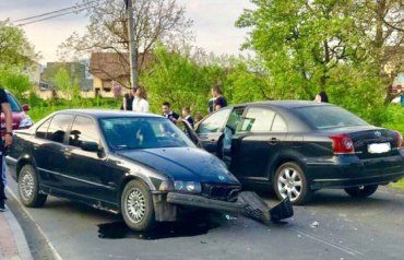 ДТП під Ужгородом: зіткнулися BMW та Toyota