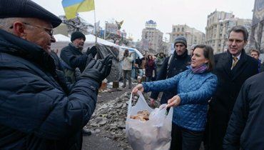 Стоимость бесплатного печенья от Нуланд - 7 лет оккупации Украины 